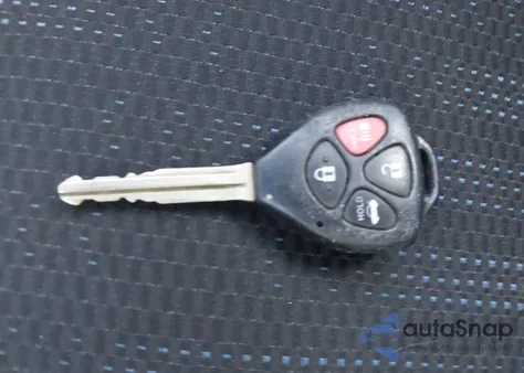 2011 Toyota Corolla S z USA, uszkodzony, nr VIN 2T1BU4EEXBC571352